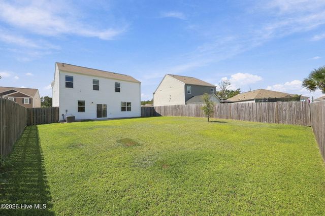 808 Airlie Vista Lane, Holly Ridge, NC 28445