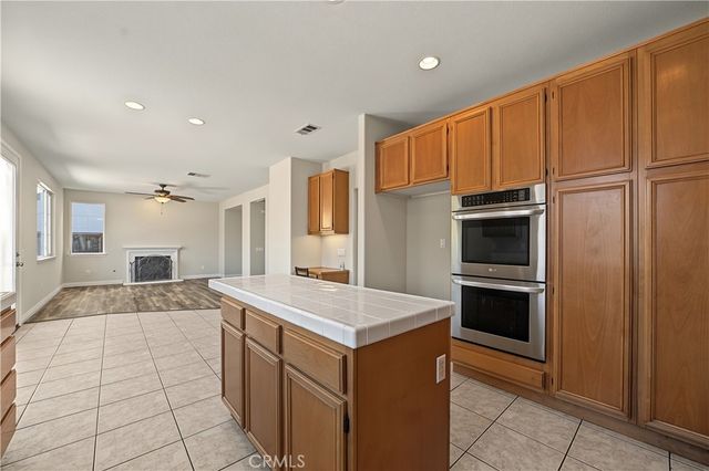1561 N Catskills, Upland, CA 91786