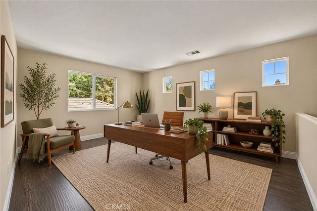 1561 N Catskills, Upland, CA 91786
