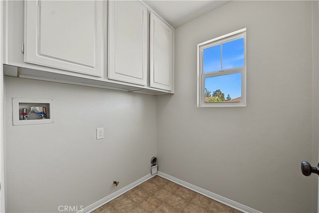 1561 N Catskills, Upland, CA 91786
