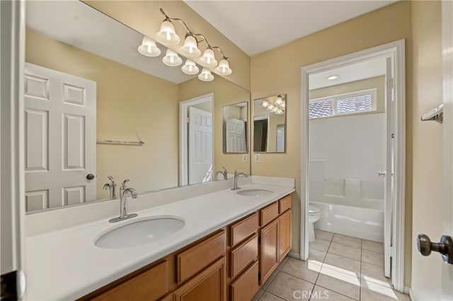 1561 N Catskills, Upland, CA 91786