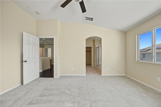 1561 N Catskills, Upland, CA 91786