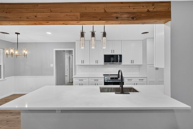 7344 Monterrey Drive, Fort Worth, TX 76112