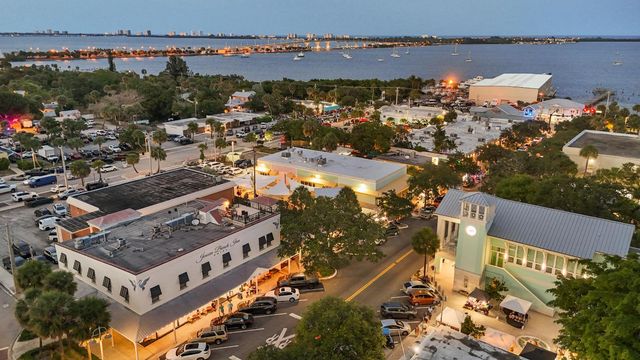 7420 S Ocean Drive 113, Jensen Beach, FL 34957