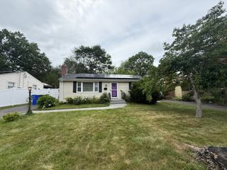 167 Somerset Street, West Hartford, CT 06110