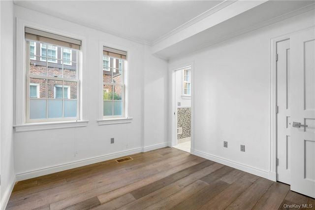 26 East Parkway 1, Scarsdale, NY 10583