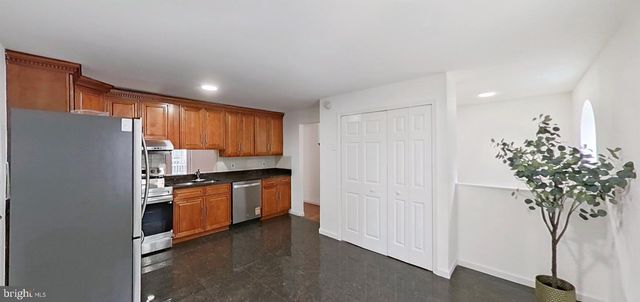 11836 NEW COUNTRY LN, Columbia, MD 21044