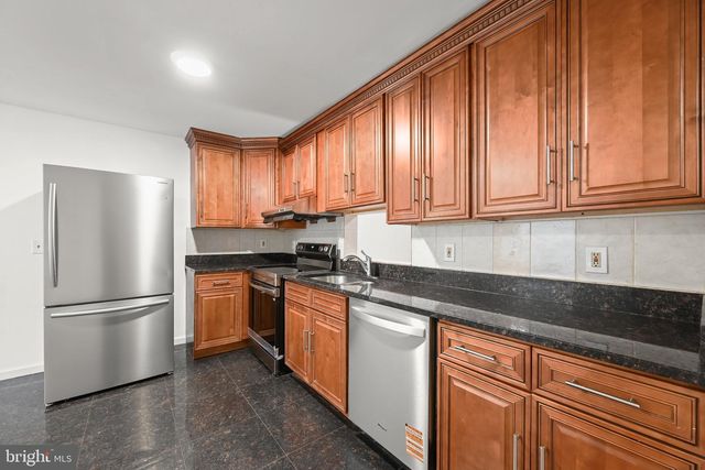 11836 NEW COUNTRY LN, Columbia, MD 21044