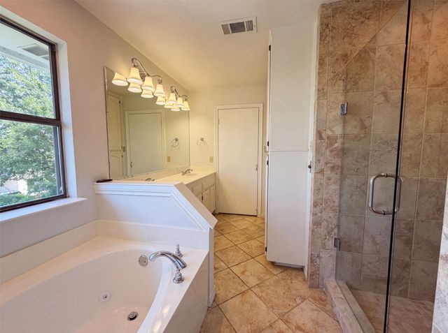 7632 Westwind Drive, Fort Worth, TX 76179