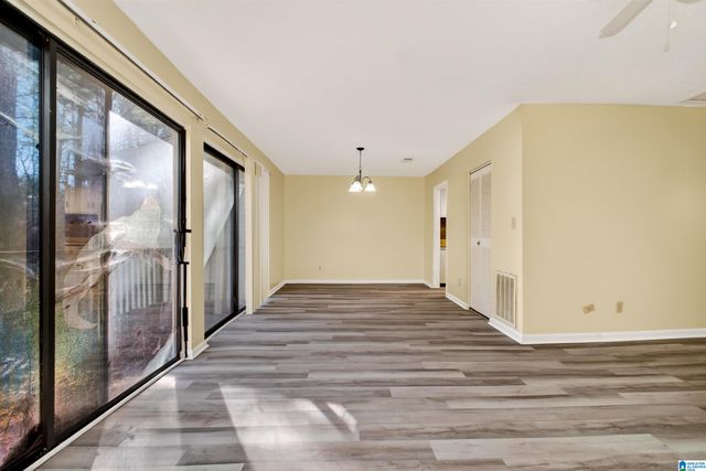 1050 Ivy Hills Cir, Hoover, AL 35216