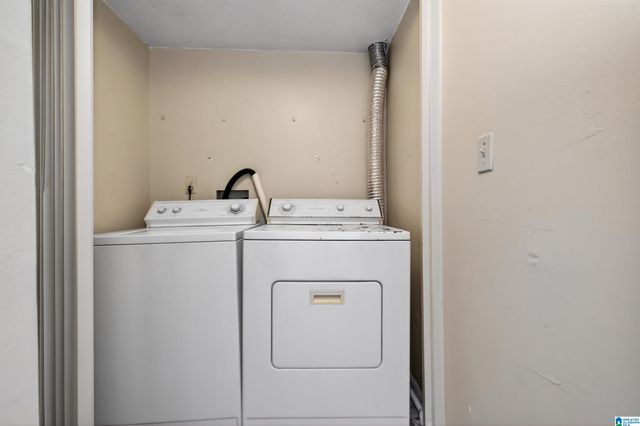 1050 Ivy Hills Cir, Hoover, AL 35216