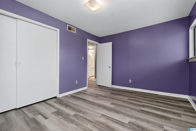 1050 Ivy Hills Cir, Hoover, AL 35216