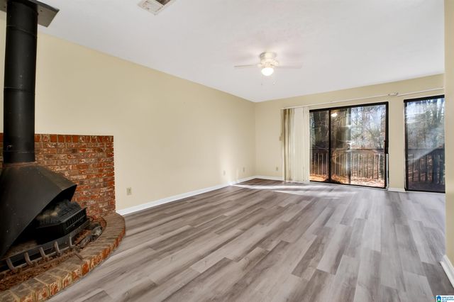 1050 Ivy Hills Cir, Hoover, AL 35216