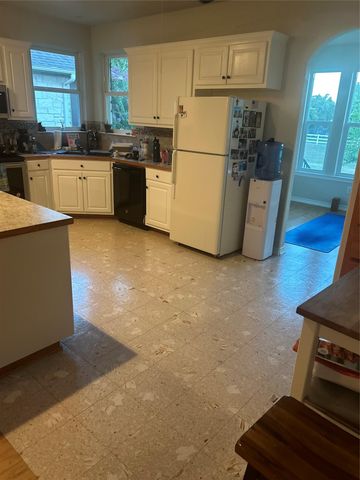 105 Sabine DR, Georgetown, TX 78628