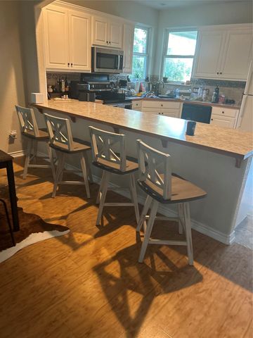 105 Sabine DR, Georgetown, TX 78628