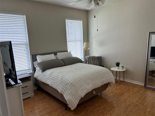 105 Sabine DR, Georgetown, TX 78628