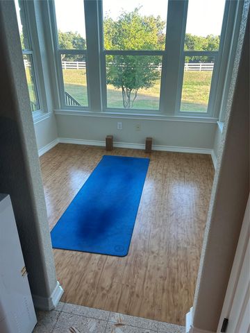 105 Sabine DR, Georgetown, TX 78628