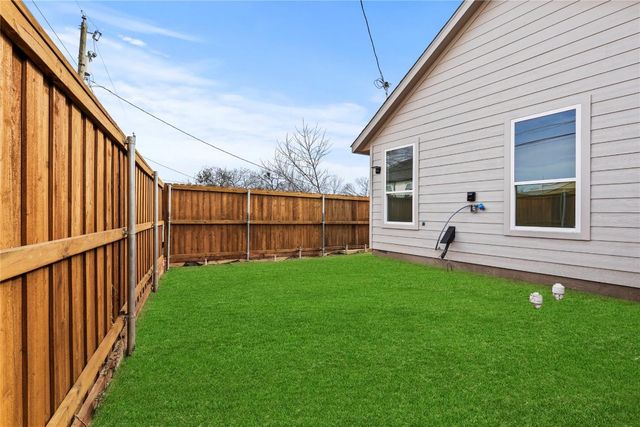 3623 Mount Royal Street, Dallas, TX 75211