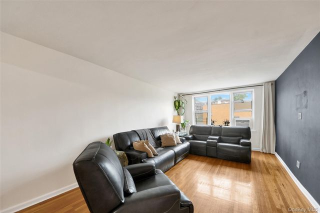 300 N Broadway 6L, Yonkers, NY 10701