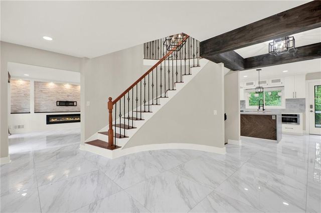 3270 Brookview Drive, Marietta, GA 30068