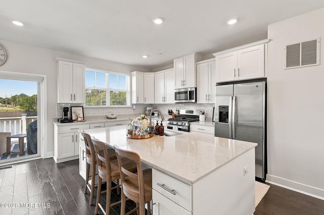 94 Bataan Avenue, Tinton Falls, NJ 07724