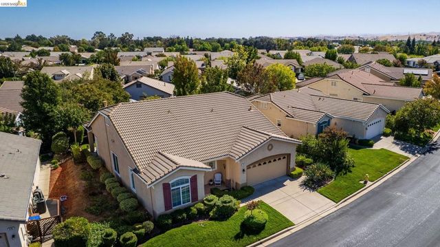 478 Coronation Dr, Brentwood, CA 94513