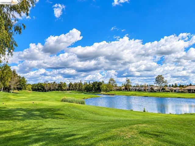 478 Coronation Dr, Brentwood, CA 94513