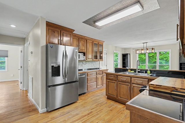 12 Chastain Road, Murphy, NC 28906