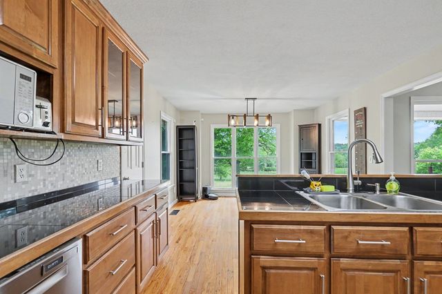 12 Chastain Road, Murphy, NC 28906