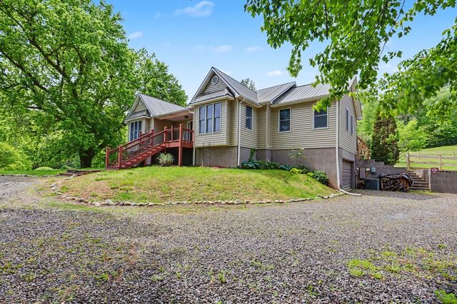12 Chastain Road, Murphy, NC 28906