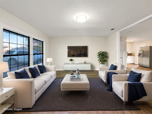 2016 Bluebonnet Avenue, Denison, TX 75020