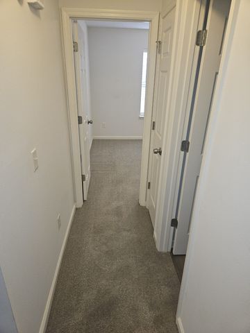 415 Lake Forest Dr, La Vergne, TN 37086