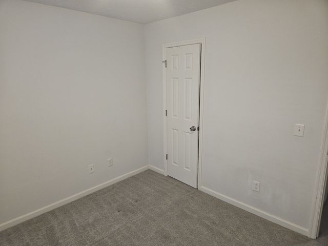 415 Lake Forest Dr, La Vergne, TN 37086