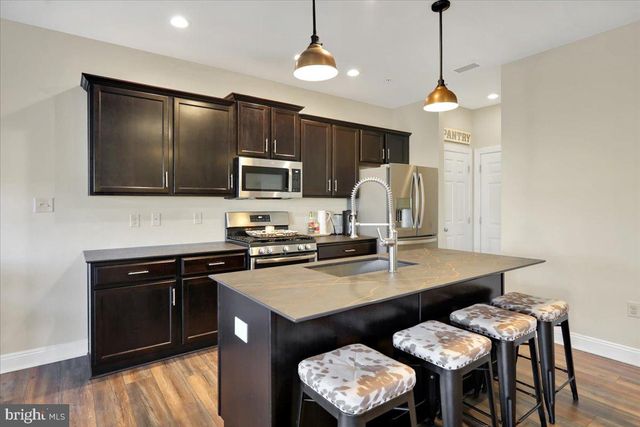 24 WEXFORD CT, Morgantown, PA 19543