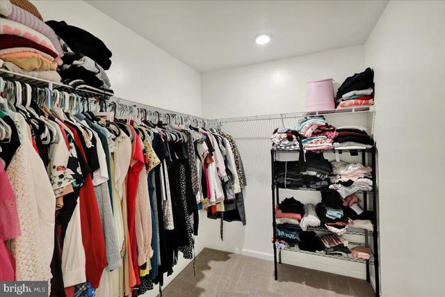 24 WEXFORD CT, Morgantown, PA 19543