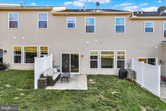 24 WEXFORD CT, Morgantown, PA 19543