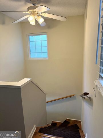 554 Picketts Bend Circle, Marietta, GA 30008