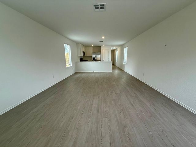 214 Kyanite DR, Maxwell, TX 78656