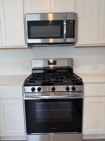 214 Kyanite DR, Maxwell, TX 78656