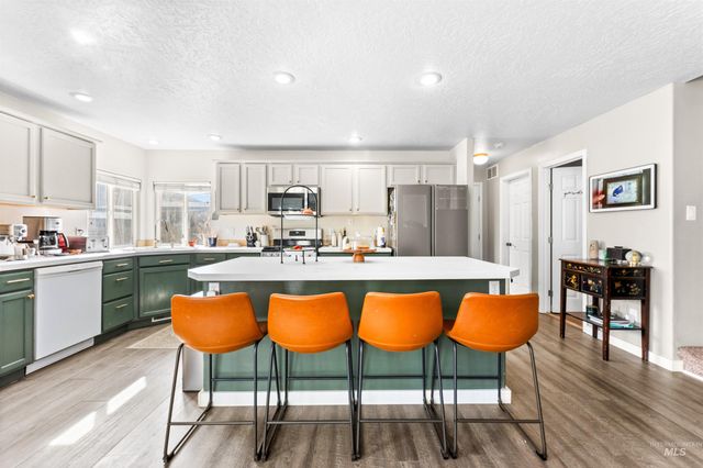 5021 Lathrop Place, Caldwell, ID 83605