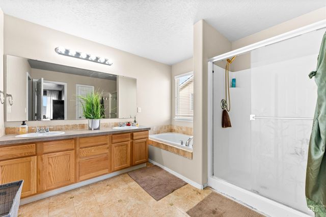 5021 Lathrop Place, Caldwell, ID 83605