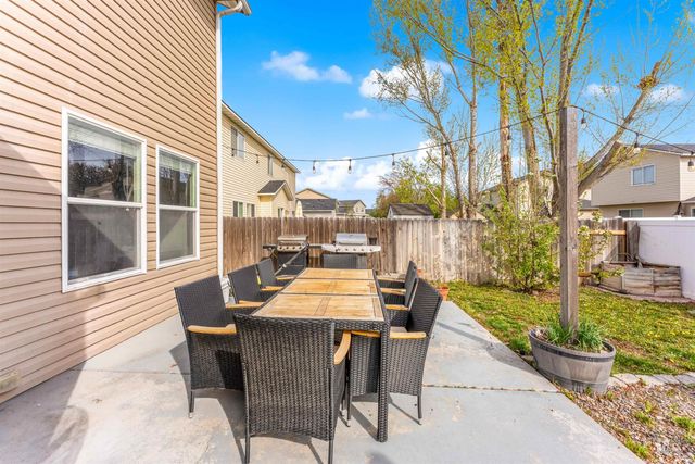 5021 Lathrop Place, Caldwell, ID 83605