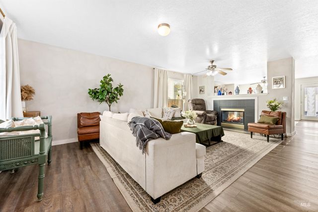 5021 Lathrop Place, Caldwell, ID 83605