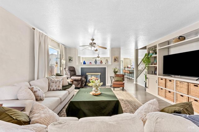 5021 Lathrop Place, Caldwell, ID 83605