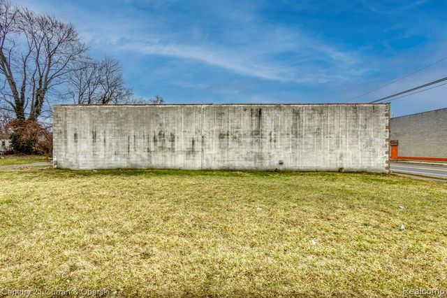 14008 Meyers Road, Detroit, MI 48227