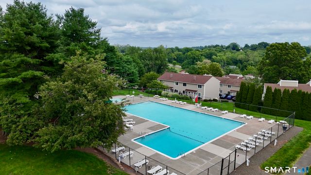 62 Monticello Drive 62, Branford, CT 06405