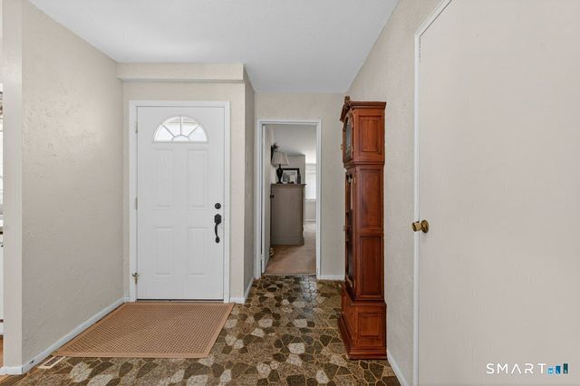 62 Monticello Drive 62, Branford, CT 06405