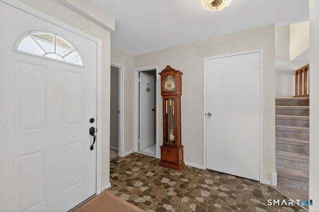 62 Monticello Drive 62, Branford, CT 06405