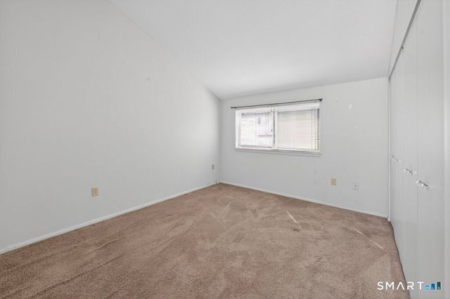 62 Monticello Drive 62, Branford, CT 06405