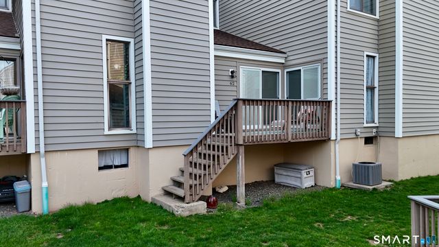 62 Monticello Drive 62, Branford, CT 06405